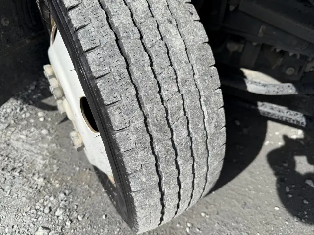 いすゞ エルフ TRG-NLR85N(2WD)の写真41