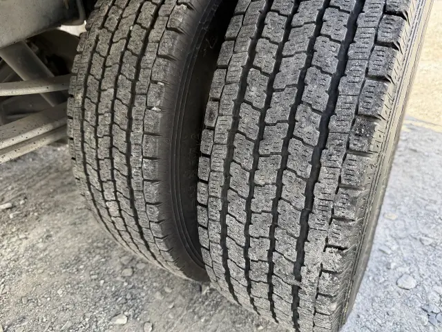 いすゞ エルフ TRG-NLR85N(2WD)の写真44