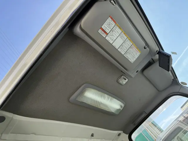 いすゞ エルフ TRG-NLR85N(2WD)の写真48