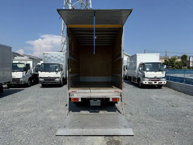 トヨタ ダイナ TPG-XZU605(2WD)の写真5