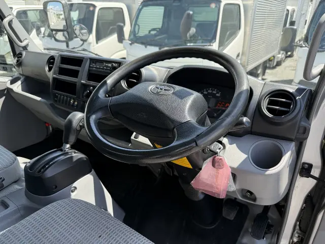 トヨタ トヨエース TKG-XZC710(2WD)の写真16