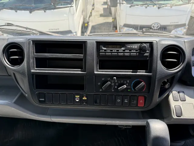 トヨタ トヨエース TKG-XZC710(2WD)の写真18