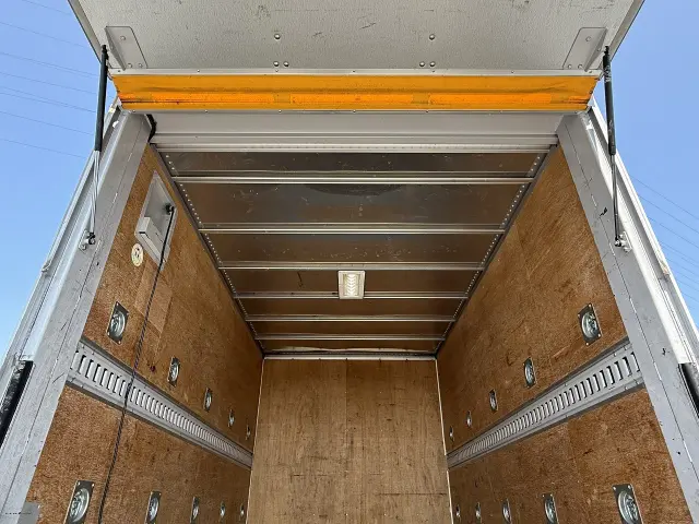 トヨタ ダイナ TPG-XZU605(2WD)の写真6
