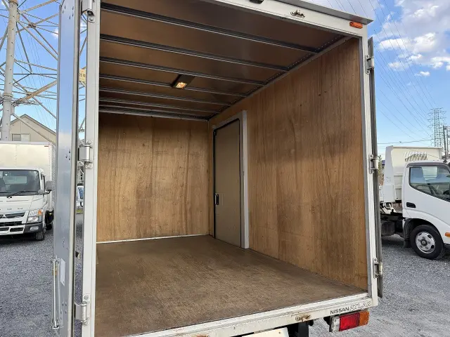 日産 アトラス SKG-TZ2F24(2WD)の写真26