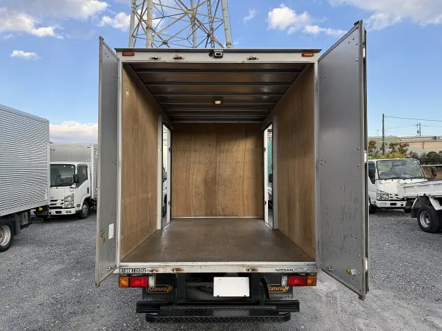 日産 アトラス SKG-TZ2F24(2WD)の写真29