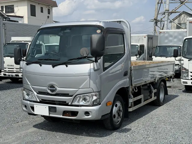 日野 デュトロ 2RG-XZC645M(2WD)の写真1