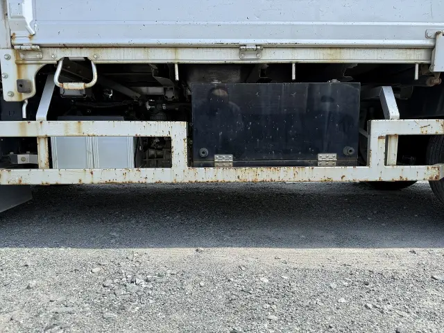 日野 デュトロ 2RG-XZC645M(2WD)の写真8
