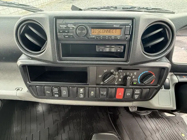 日野 デュトロ 2RG-XZC645M(2WD)の写真17