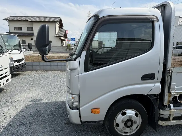 日野 デュトロ 2RG-XZC645M(2WD)の写真21