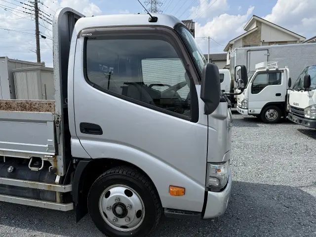 日野 デュトロ 2RG-XZC645M(2WD)の写真24