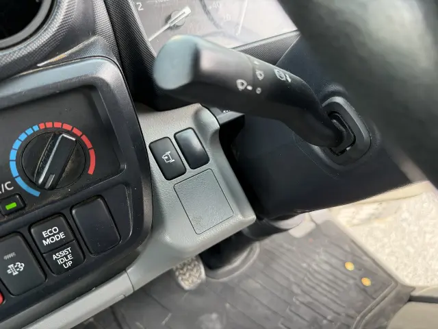 日野 デュトロ 2RG-XZC645M(2WD)の写真35