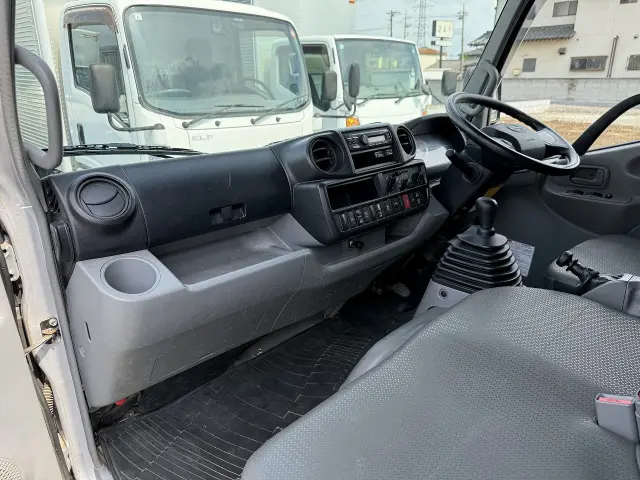 日野 デュトロ 2RG-XZC645M(2WD)の写真45
