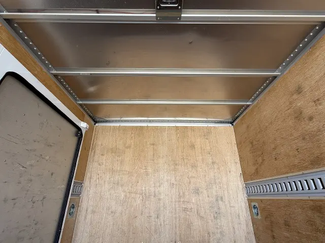 日産 アトラス TRG-FEA5W(2WD)の写真14