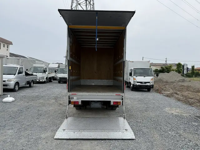 トヨタ ダイナ TPG-XZU605(2WD)の写真5