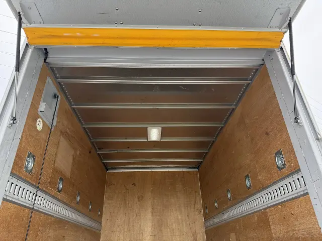 トヨタ ダイナ TPG-XZU605(2WD)の写真6