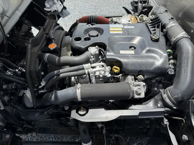 いすゞ エルフ TRG-NMR85N(2WD)の写真30