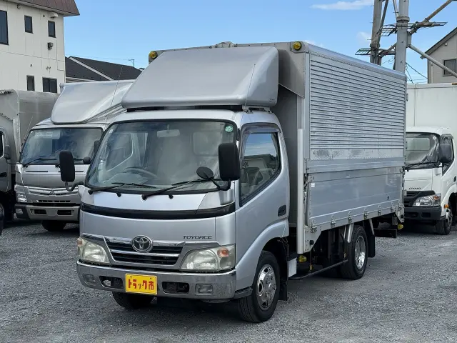 トヨタ トヨエース BDG-XZU338(2WD)の写真1