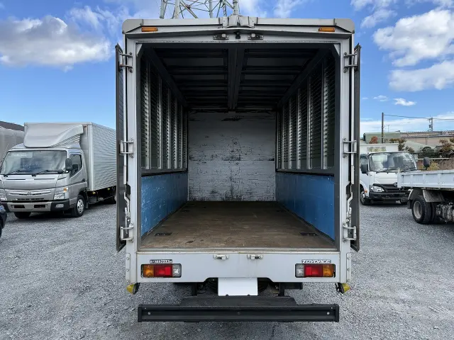 トヨタ トヨエース BDG-XZU338(2WD)の写真13