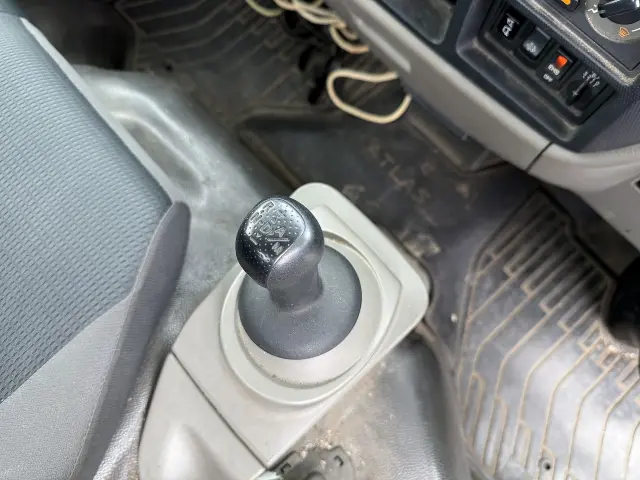 日産 アトラス SKG-TZ2F24(2WD)の写真37