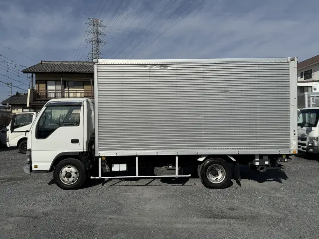 いすゞ エルフ PB-NPR81AN(2WD)の写真4