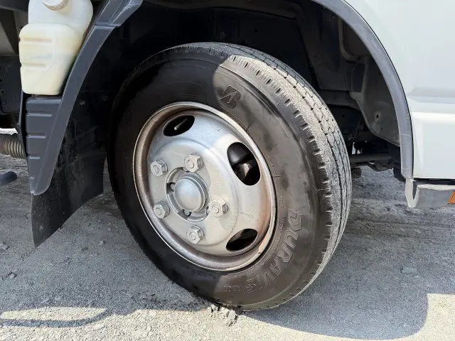 三菱 キャンター TKG-FEA50(2WD)の写真12