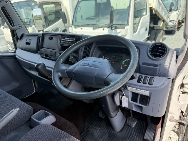 三菱 キャンター TKG-FEA50(2WD)の写真15