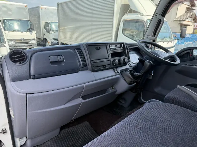 三菱 キャンター TKG-FEA50(2WD)の写真20