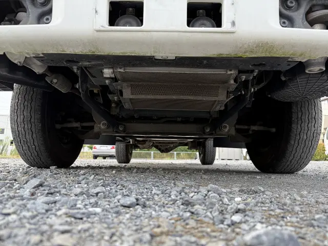 いすゞ エルフ TRG-NHR85A(2WD)の写真8