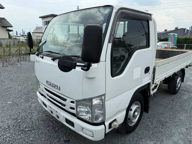 いすゞ エルフ TRG-NHR85A(2WD)の写真19
