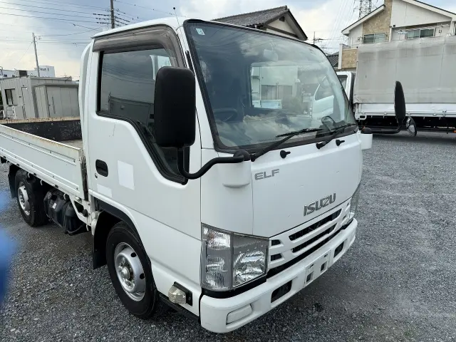 いすゞ エルフ TRG-NHR85A(2WD)の写真20