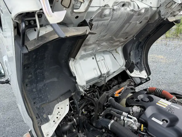 いすゞ エルフ TRG-NHR85A(2WD)の写真32