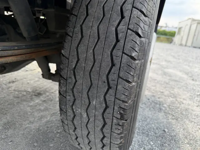 いすゞ エルフ TRG-NHR85A(2WD)の写真37