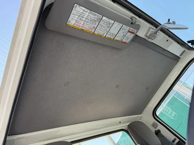 いすゞ エルフ TRG-NHR85A(2WD)の写真44