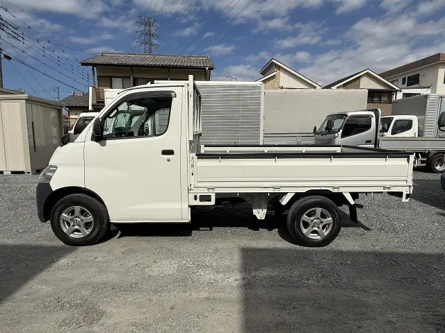 トヨタ タウンエーストラック ABF-S412U(4WD)の写真3