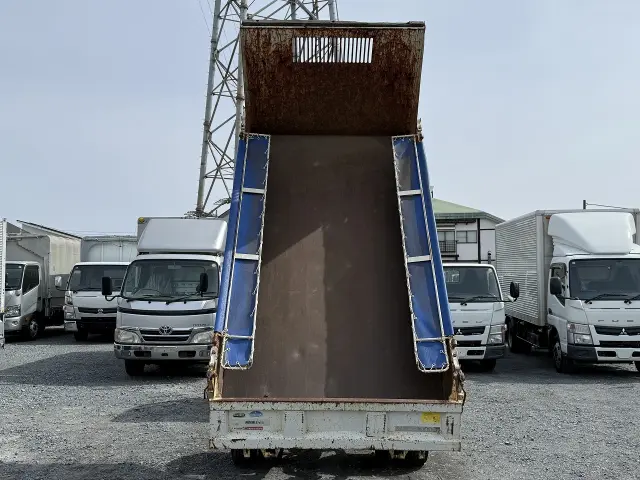 三菱 キャンター TKG-FBA30(2WD)の写真4