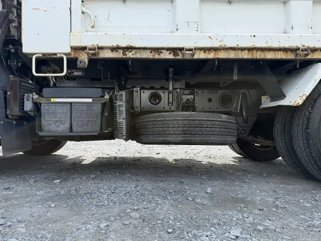 三菱 キャンター TKG-FBA30(2WD)の写真12