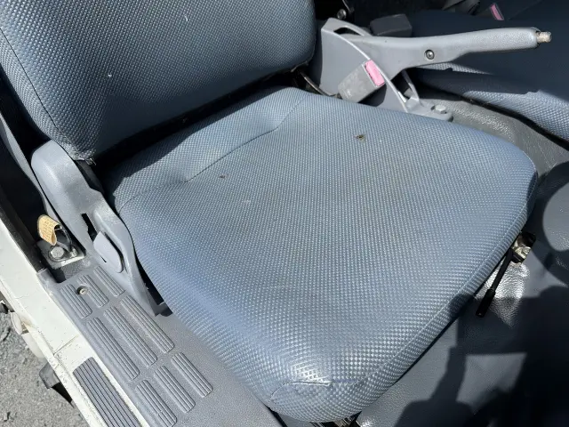 三菱 キャンター TKG-FBA30(2WD)の写真46