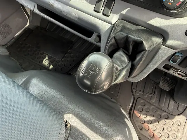 三菱 キャンター TKG-FBA30(2WD)の写真48