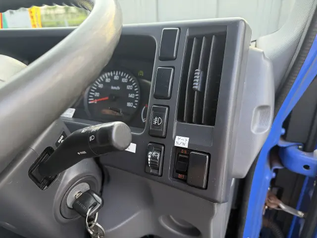 いすゞ エルフ SKG-NPR85YN(2WD)の写真45