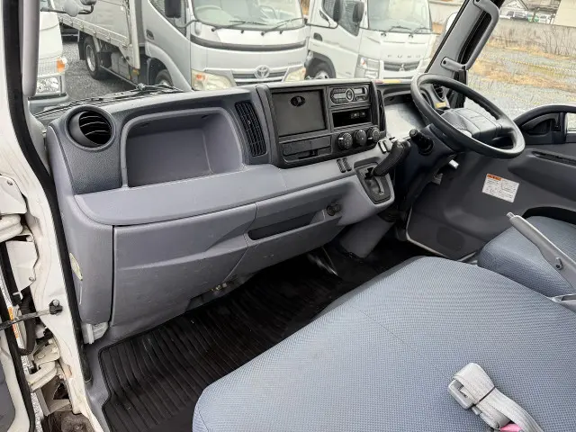 三菱 キャンター TKG-FBA30(2WD)の写真46