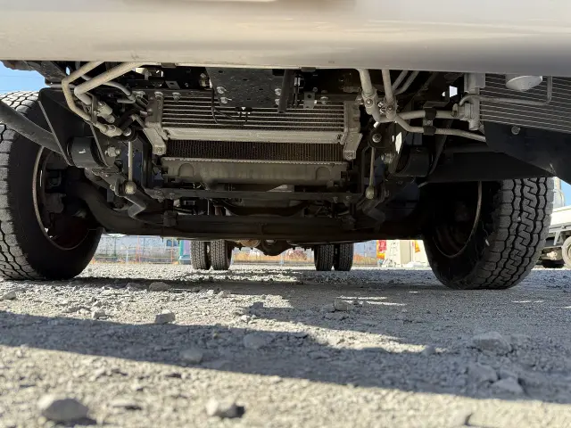 三菱 キャンター TPG-FEB50(2WD)の写真9