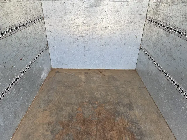 三菱 キャンター TPG-FEB50(2WD)の写真32