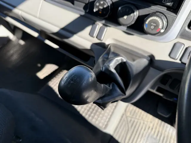 三菱 キャンター TPG-FEB50(2WD)の写真46