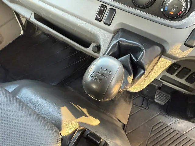 日産 アトラス 2GR-FBA6W(2WD)の写真43