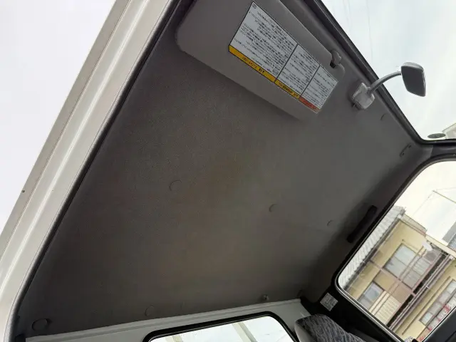 日産 アトラス KR-AKS81EA(4WD)の写真21
