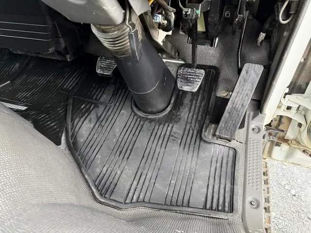 日産 アトラス KR-AKS81EA(4WD)の写真47