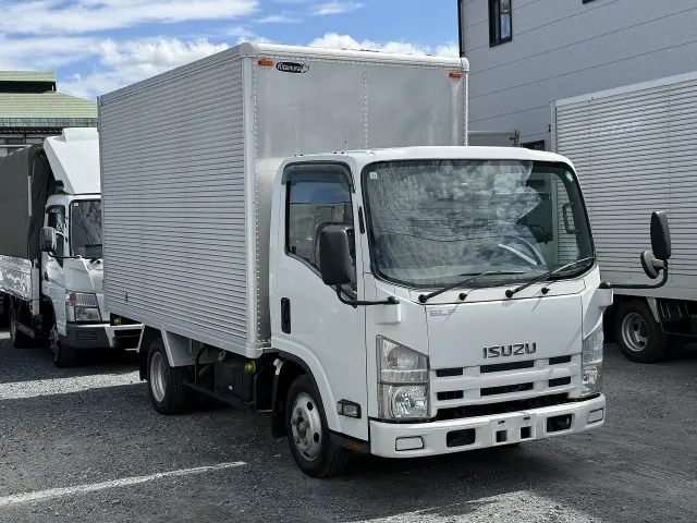 いすゞ エルフ BKG-NLR85N(2WD)の写真3
