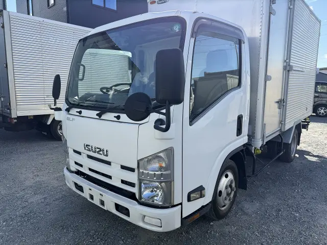 いすゞ エルフ BKG-NLR85N(2WD)の写真20