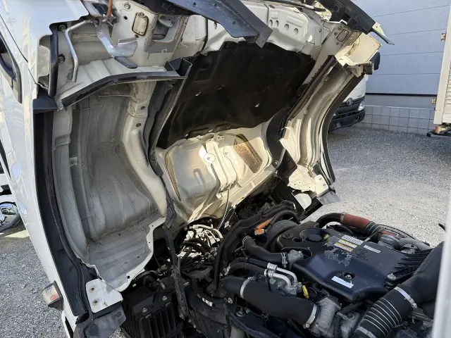 いすゞ エルフ BKG-NLR85N(2WD)の写真34