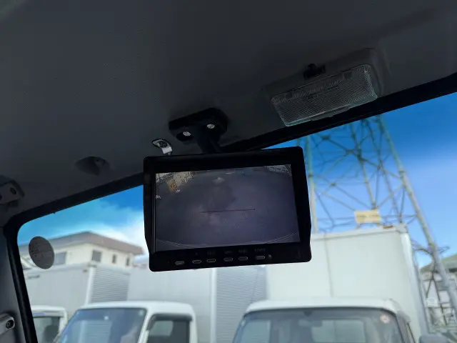 いすゞ エルフ PB-NKR81AN(2WD)の写真38